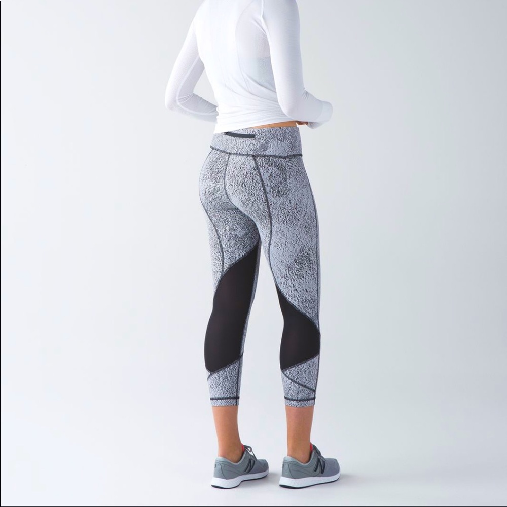 Lulu Lemon Pace Rival Crop Jacquard White